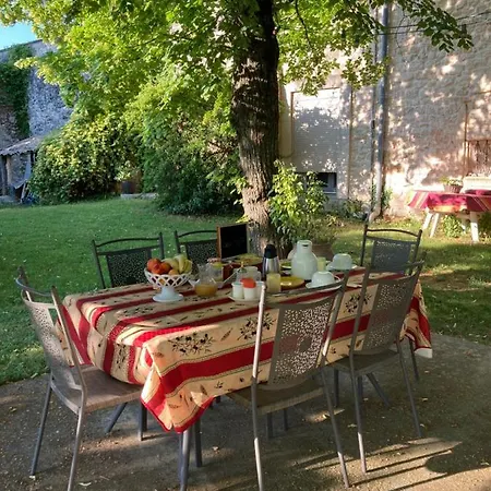 Bed & Breakfast Mas Du Cres 3*